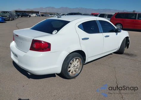 2011 Dodge Avenger Express z USA, uszkodzony, nr VIN 1B3BD4FB5BN616751